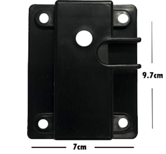 Black gear plate receiver with dimensions 9.7 cm by 7 cm